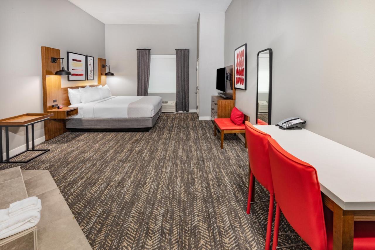 Hawthorn Extended By Wyndham Airport Hotel
