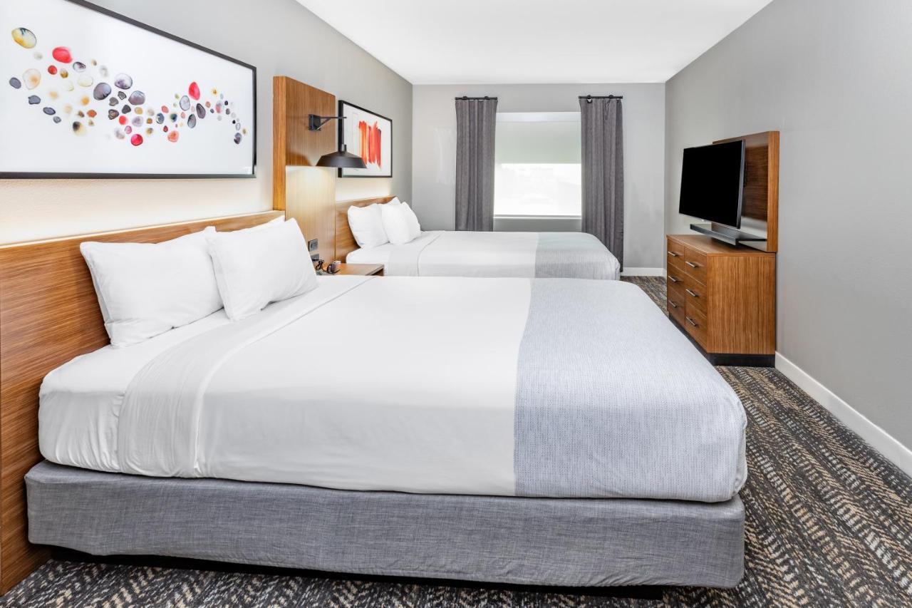 Hawthorn Extended By Wyndham Airport Hotel